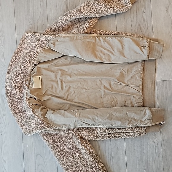 Wilfred Teddy Sherpa Jacket - Picture 8 of 16